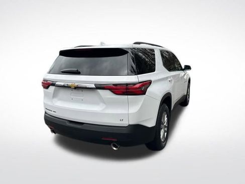 Used 2023 Chevrolet Traverse LT w/ LPO, Floor Liner Package image 6