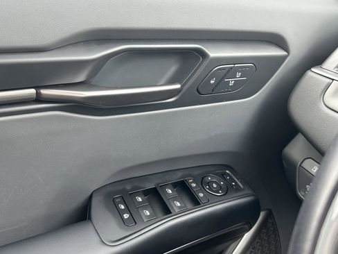 Used 2024 Kia EV9 Wind image 27