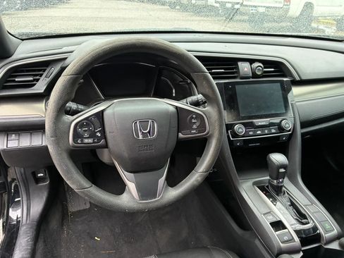 Used 2018 Honda Civic EX image 5