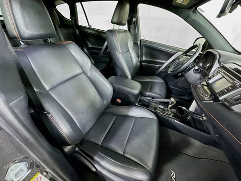 Used 2017 Toyota RAV4 SE w/ Power Special Value Package FWD image 31