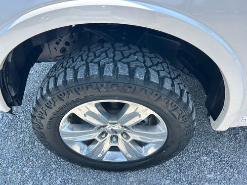 Used 2019 Ford F150 Platinum w/ Equipment Group 701A Luxury AWD/4WD image 21