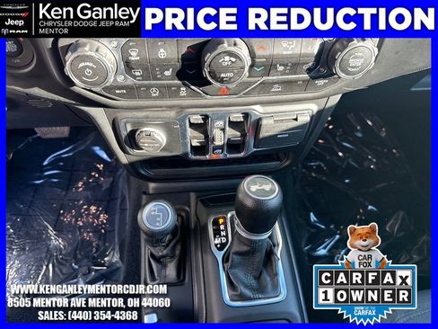 Used 2023 Jeep Wrangler Unlimited Sport AWD/4WD image 18