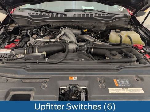 Certified 2020 Ford F350 Lariat w/ Lariat Value Package RWD image 38