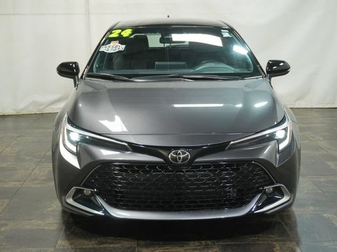 Used 2024 Toyota Corolla XSE FWD image 8