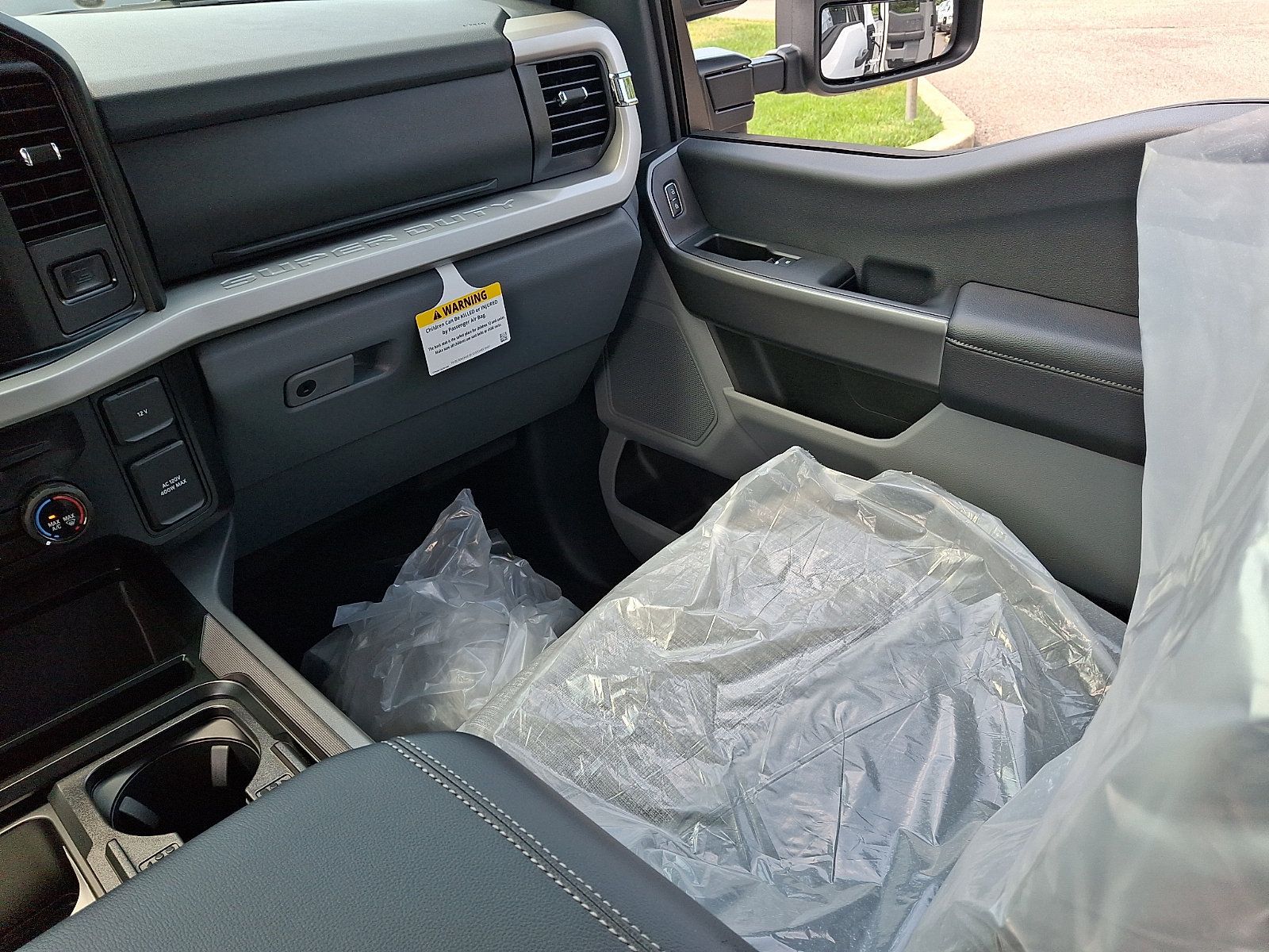 New 2026 Ford F250 XLT w/ 360-Degree Camera Package AWD/4WD image 9