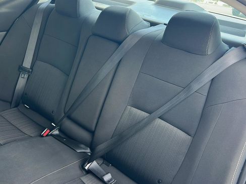 Used 2025 Nissan Altima 2.5 SV image 31