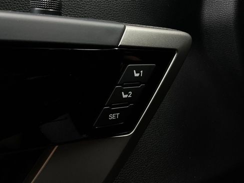 Used 2022 Toyota Tundra Limited w/ Power Package image 23