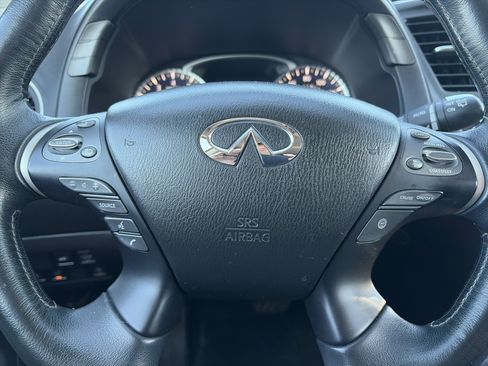 Used 2017 INFINITI QX60 Luxe w/ Deluxe Technology Package image 10