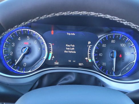 New 2026 Chrysler Pacifica Limited w/ S Appearance Package image 14