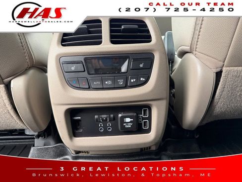 Used 2020 Honda Pilot Touring image 14