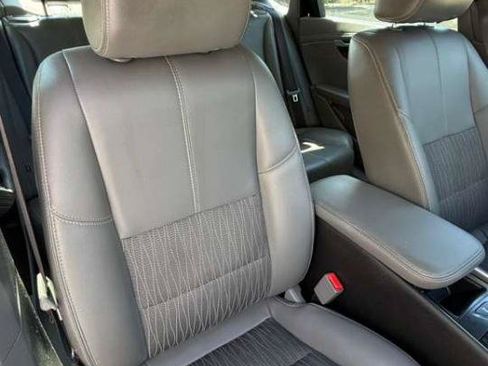 Used 2018 Chevrolet Impala LT FWD image 5
