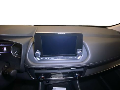 New 2026 Nissan Rogue SV image 10