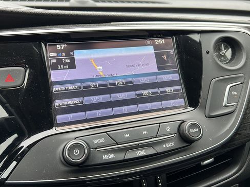 Used 2017 Buick Envision Essence AWD/4WD image 12