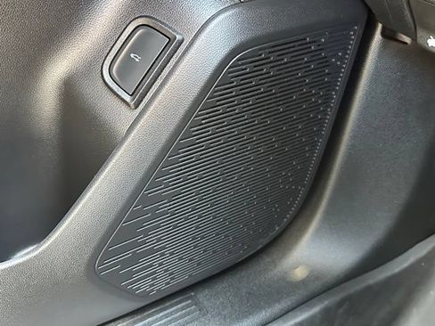 Used 2026 GMC Terrain Denali AWD/4WD image 19