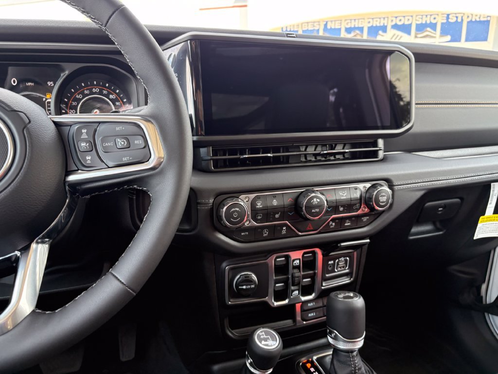 New 2026 Jeep Wrangler Unlimited Sahara AWD/4WD image 16
