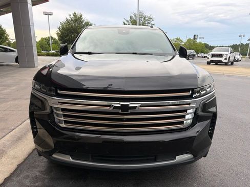 Used 2024 Chevrolet Tahoe High Country AWD/4WD image 5