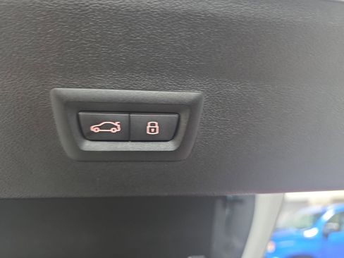 Used 2024 BMW X4 xDrive30i w/ Parking Assistance Package AWD/4WD image 13