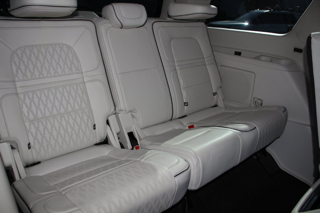 Certified 2023 Lincoln Navigator Black Label AWD/4WD image 22