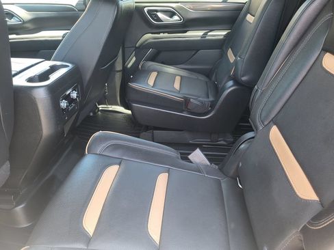 Used 2022 GMC Yukon XL AT4 AWD/4WD image 31