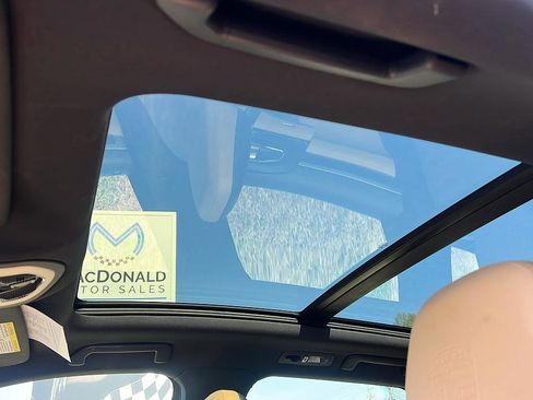 Used 2014 Porsche Cayenne Platinum Edition image 36