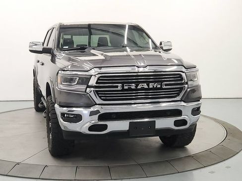 Used 2019 RAM 1500 Laramie AWD/4WD image 3