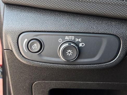 Used 2024 Chevrolet TrailBlazer LT w/ Convenience Package image 24