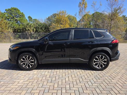 Certified 2024 Toyota Corolla Cross S image 8