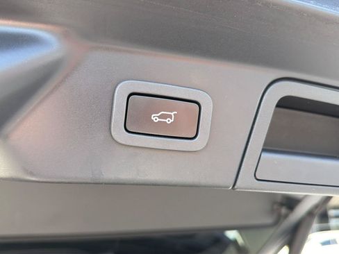 Used 2020 Land Rover Range Rover Velar R-Dynamic HSE AWD/4WD image 35