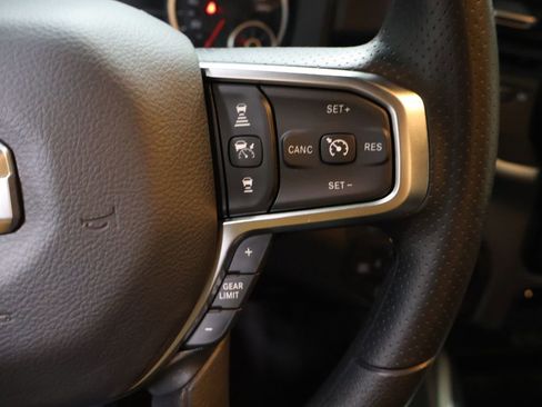 New 2026 RAM 1500 Express AWD/4WD image 27