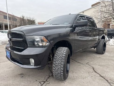 Used 2016 RAM 1500 Express w/ Black Ram 1500 Express Group image 3