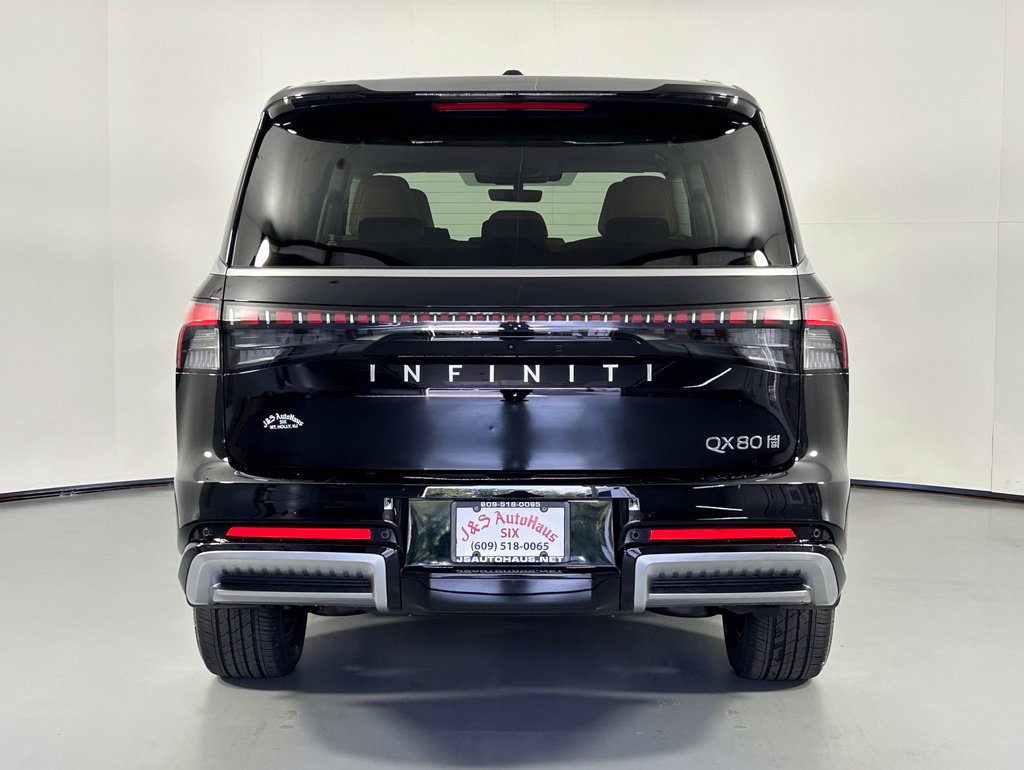 Used 2026 INFINITI QX80 Luxe w/ Cargo Package AWD/4WD image 6