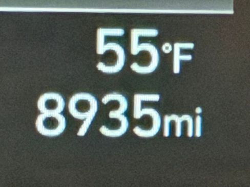 Used 2024 Hyundai Venue Limited image 20