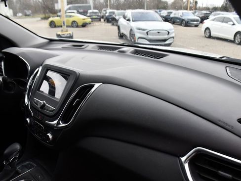 Used 2022 Chevrolet Equinox LT image 15