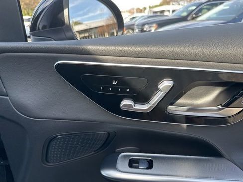 Certified 2025 Mercedes-Benz GLC 300 4MATIC image 36