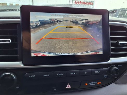 Used 2021 Hyundai Venue SEL w/ Cargo Package FWD image 5