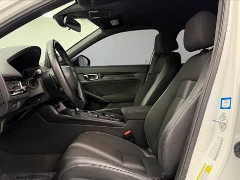 Used 2023 Honda Civic Sport image 13