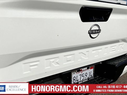 Used 2022 Nissan Frontier SV RWD image 24