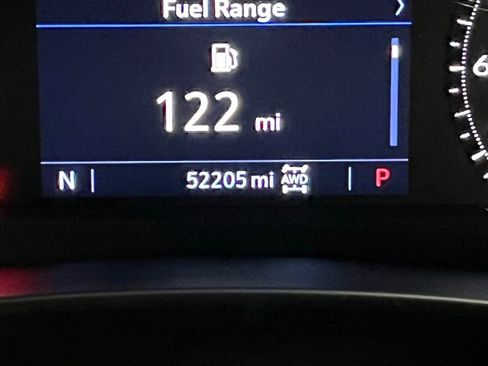 Used 2023 Cadillac XT4 Premium Luxury image 24