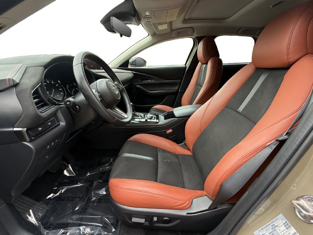 Used 2025 MAZDA CX-30 Carbon AWD/4WD image 9