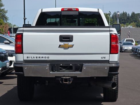 Used 2015 Chevrolet Silverado 3500 LTZ w/ Duramax Plus Package AWD/4WD image 5