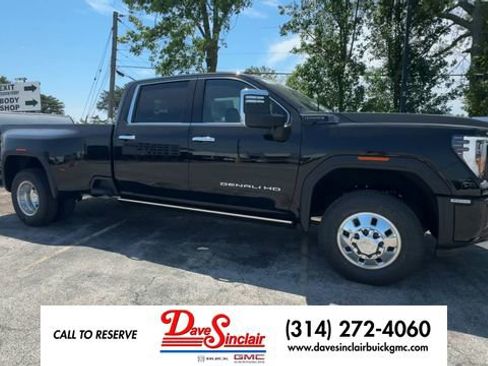 New 2026 GMC Sierra 3500 Denali Ultimate AWD/4WD image 2