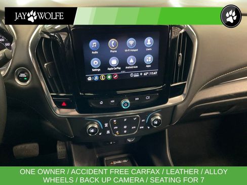 Used 2023 Chevrolet Traverse LT image 15