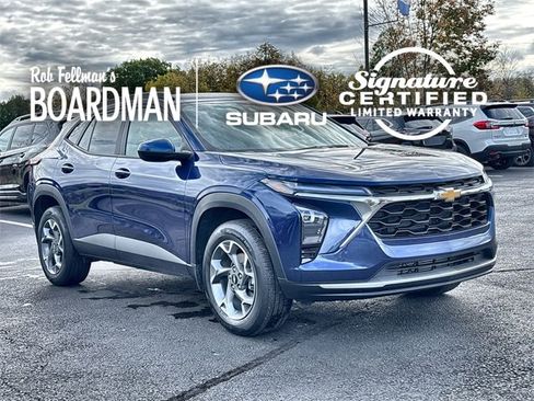 Used 2024 Chevrolet Trax LT w/ Driver Confidence Package image 1