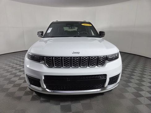 Used 2023 Jeep Grand Cherokee L Summit AWD/4WD image 3