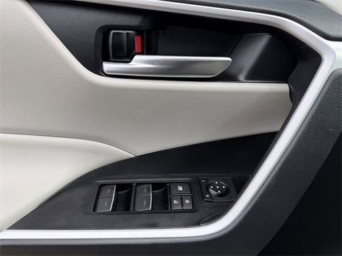 Certified 2025 Toyota RAV4 XLE image 23