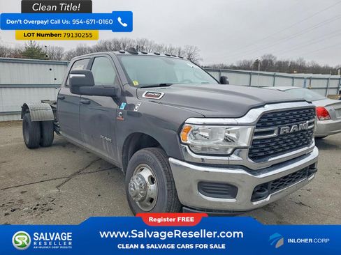 Used 2024 RAM 3500 Big Horn AWD/4WD image 5