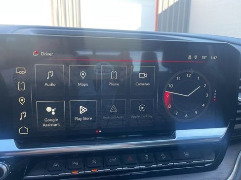 Used 2024 GMC Sierra 1500 SLT image 15