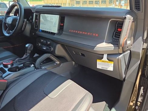 New 2026 Ford Bronco Raptor w/ Interior Carbon Fiber Pack AWD/4WD image 16