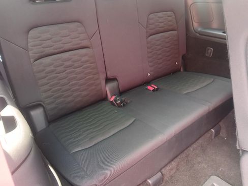 Used 2025 Nissan Pathfinder SV FWD image 21