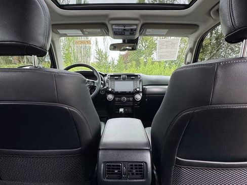 Used 2023 Toyota 4Runner 40th Anniversary SE AWD/4WD image 35